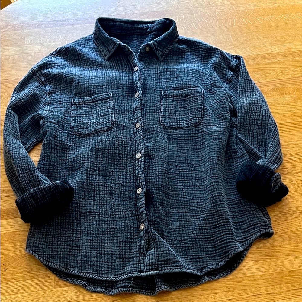 Ladies Casual Black button up Shirt